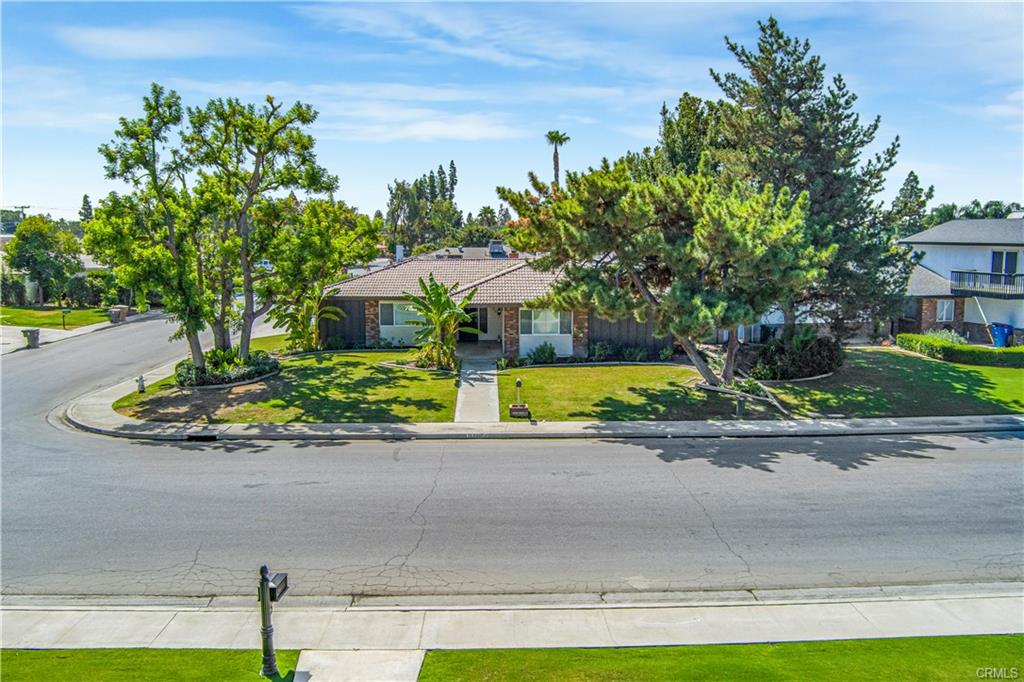 5001 Sea Star Lane